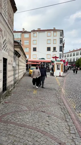 A post by @huzur_bulanlar on TikTok caption: #tiktoklive #livehighlights #huzur #LIVE 