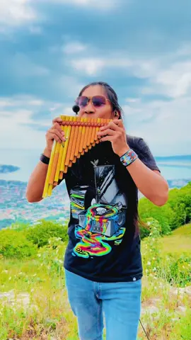 A post by @ammorett on TikTok caption: Hello Dear Friends, wishing you all a happy Monday ☺️ #music #flute #musicaenvivo #creatorsearchinsights #healingmusic #fypage #parati #native #pourtoi #muzyka #musique #müzik #fürdich #dlaciebie #przyroda #индеец #музыка #блогеры #топчик 