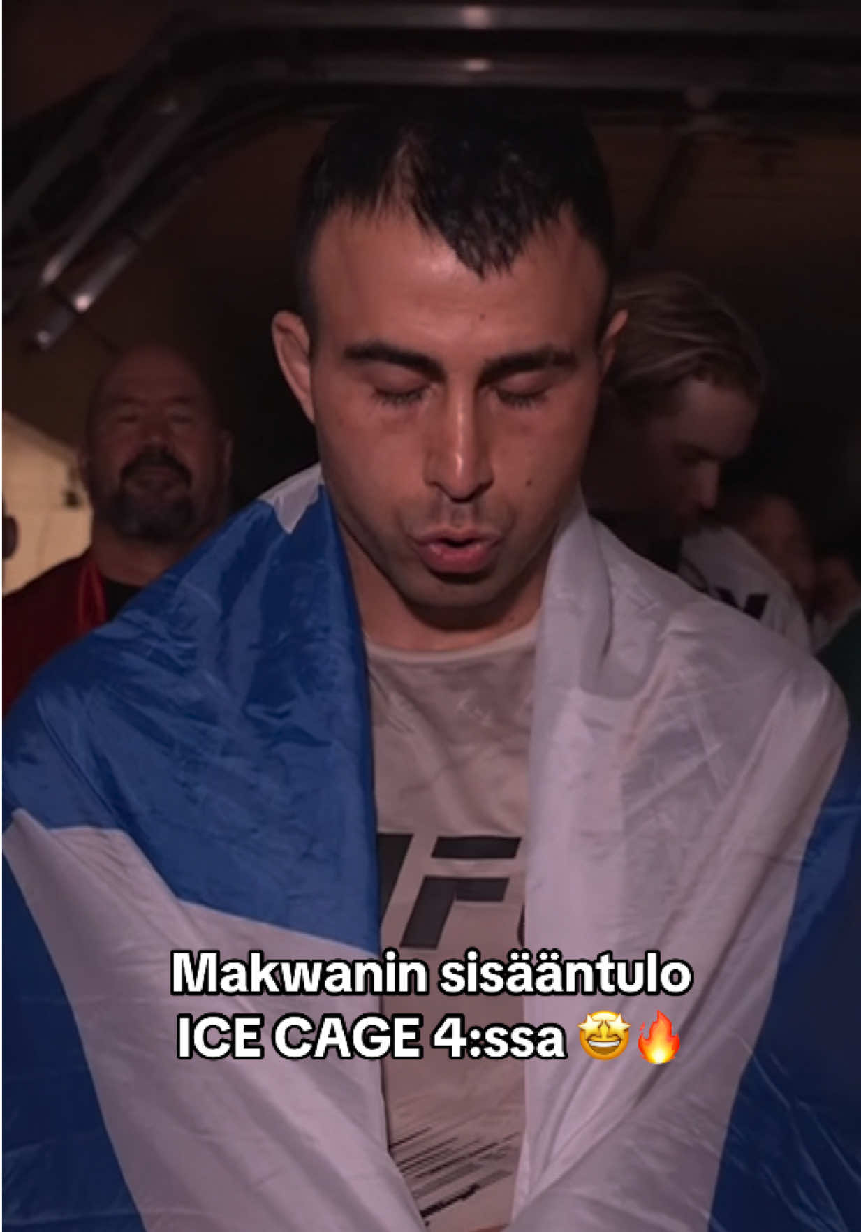 A post by @icecagefighting on TikTok caption: Mitä mieltä olit tästä sisääntulosta? 👀💫 #icecage #sinulle 