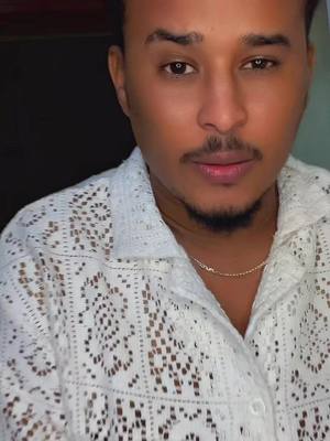 A post by @muiadjamal3 on TikTok caption: ملك التريند #سودانيز_تيك_توك #مبدعين_التيكتوك #الامارات_العربية_المتحده🇦🇪 #المغرب🇲🇦تونس🇹🇳الجزائر🇩🇿 #السعودية🇸🇦 #مصر🇪🇬 #سوريا_تركيا_العراق_السعودية_الكويت #foryou #indirectas #amrcan🇺🇸 