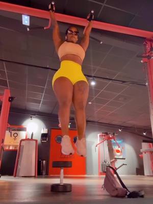 A post by @barbeebandzxxx on TikTok caption: Summer is here 💪🏾💕