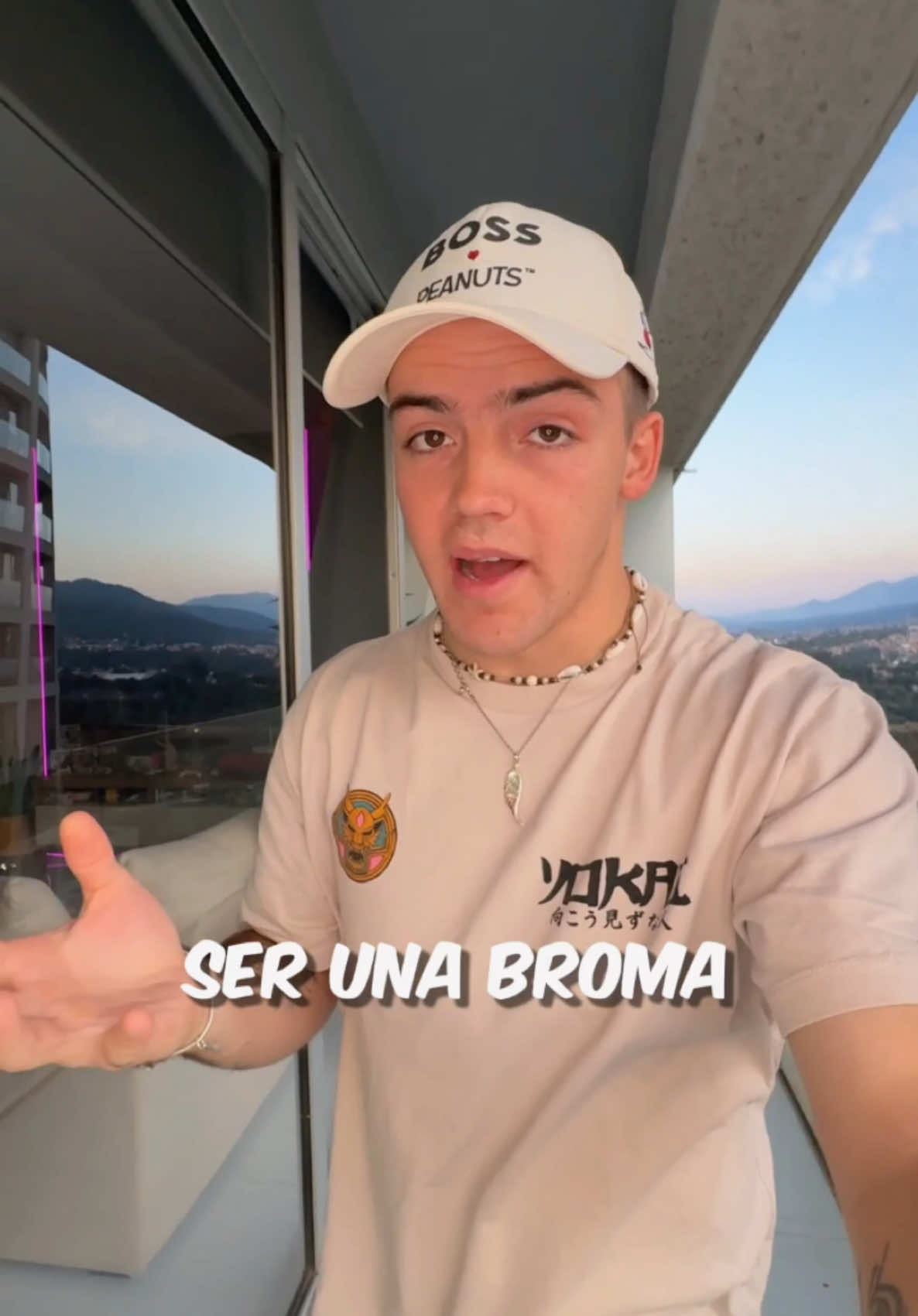 A post by @patricio_razo on TikTok caption: Me abandonaron…