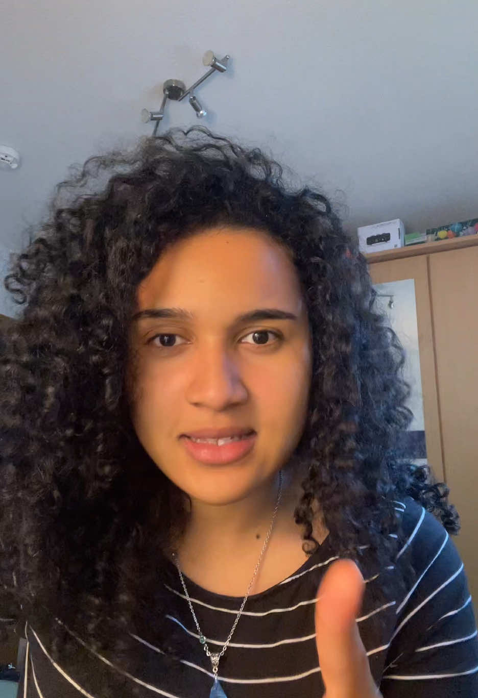 A post by @randimbublu on TikTok caption: How does one consume media casually?  #BookTok #fandom #arcaneleagueoflegends #strangerthings #byler #jayvik #marauders guys ignore the hashtags, they‘re just to find my people #characteranalysis #steveharrington #wolfstar #gravityfalls 