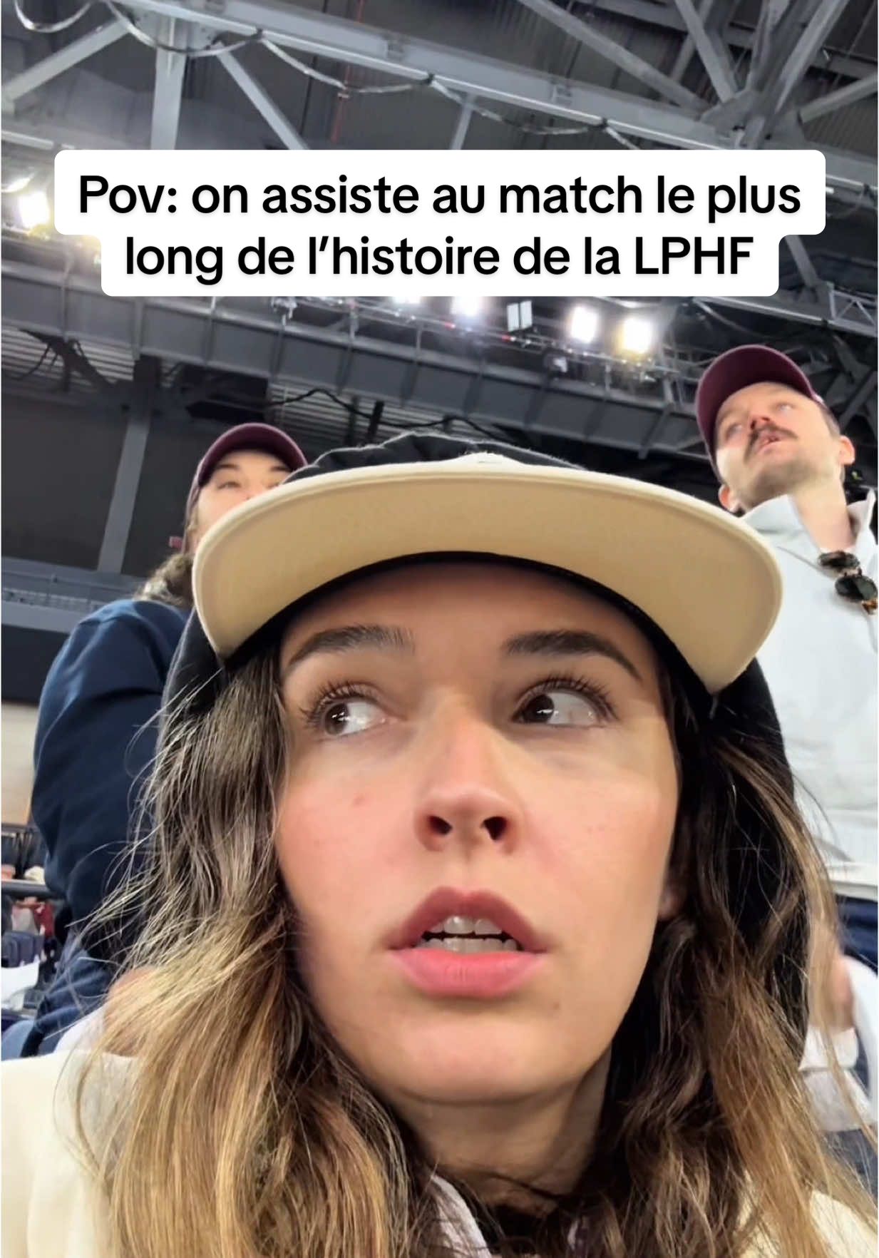 A post by @alybrassard on TikTok caption: Un match de 5h34 (j’ai pu de voix) 🏒🥅 @Victoire de Montréal @Marie-Anne Farley 