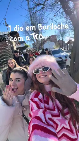 A post by @giugarciar on TikTok caption: no ano passado realizei um sonho: vi a neve pela primeira vez e aprendi a esquiar!🎿❄️ Tudo isso com a Travel Rock, em Bariloche!!! E adivinha? Esse ano vou viver tudo de novo com eles! Já tô contando os dias pra próxima aventura…🫶🏻