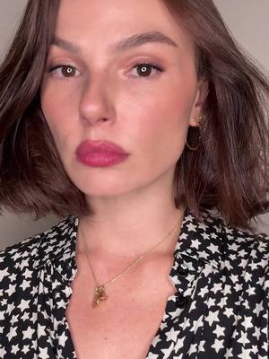 A post by @isisvalverde on TikTok caption: 🤭