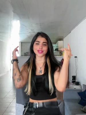 A post by @yurielkysojeda on TikTok caption: 😘