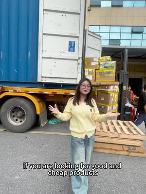 A post by @clareqol4gs on TikTok caption: what?only 20 cents!!! #wholesale #sourcing #dollarstore #yiwu #factory #smallbusiness