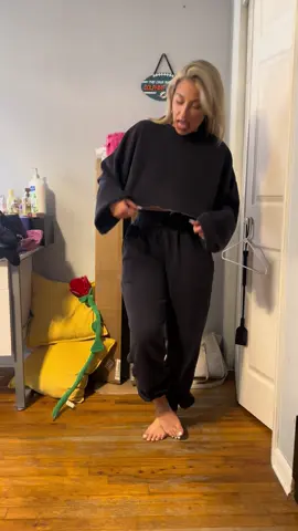 A post by @mommadelvalle on TikTok caption: it does not get more comfy!!!#fyp #fypage #fypシ゚viral #fypp #tiktokshop #tiktokmademebuyit #viral #virall #beautyhacks #loveyourself #daughter #lifehack #viralvideo #motherdaughter #beautytok #tiktok #comfy