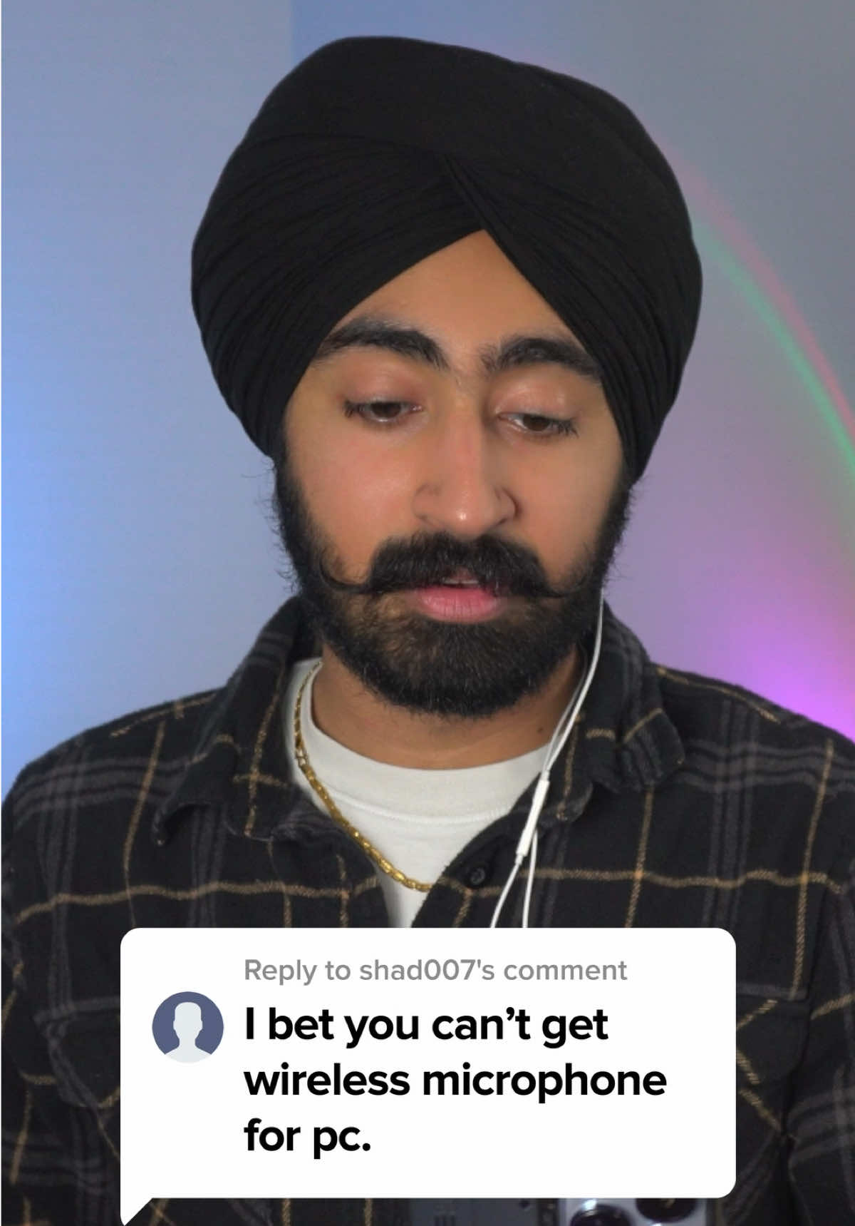 A post by @tech_with_gurventure on TikTok caption: No Way He Got A Wireless Microphone for PC!🤯#maono #maonowavet5 #microphone 