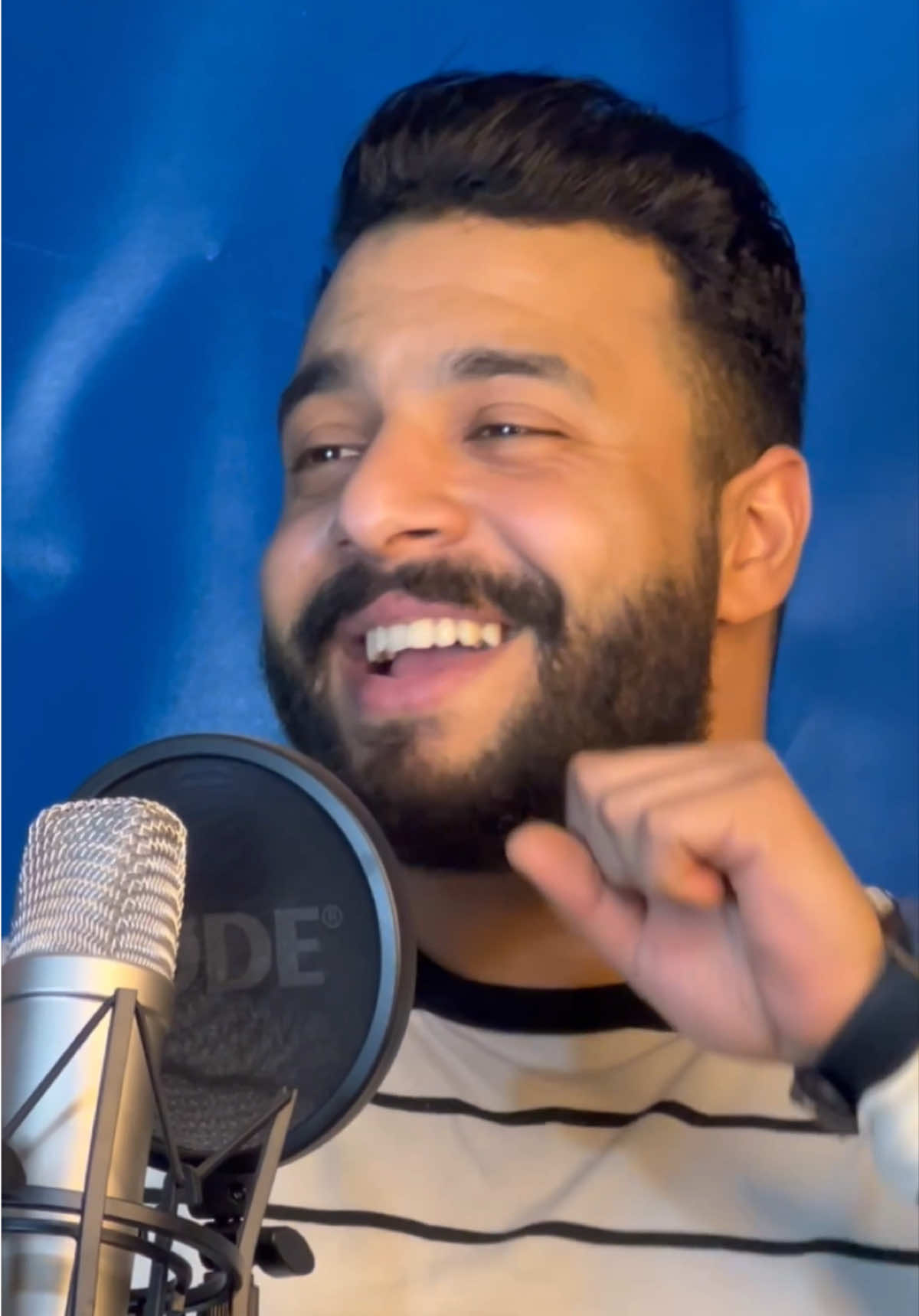 A post by @ahmed_mekawiii on TikTok caption: غيرت ملامح التريند🤷‍♂️😂