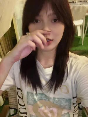 A post by @kimmeyjing0 on TikTok caption: 🥹