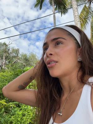 A post by @greeicybaila on TikTok caption: Have a good week 🦋✨