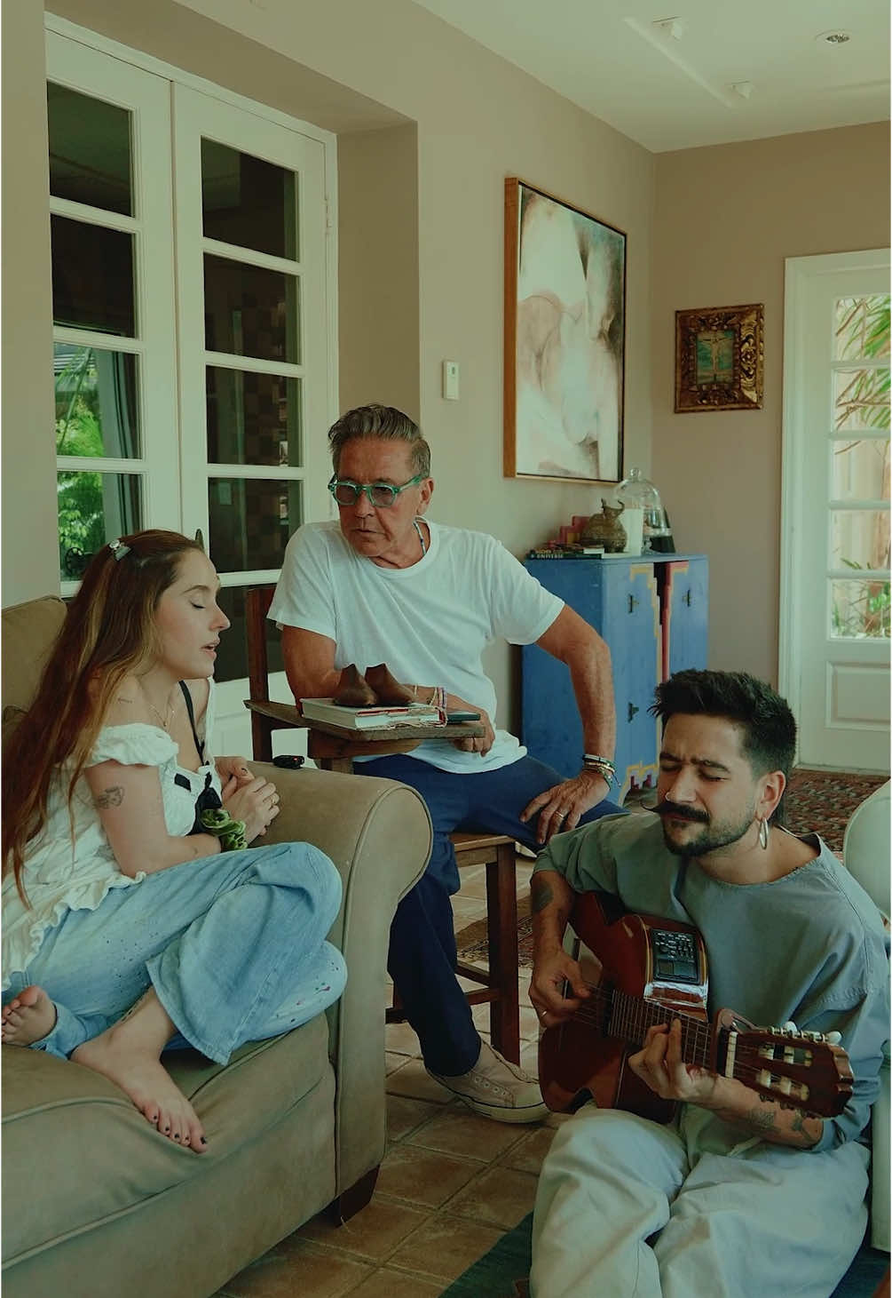 A post by @evaluna on TikTok caption: Hace 22 años mi papá escribió esta canción cuando canceló un viaje por quedarse conmigo.  Hoy los 3 juntos, con mi esposito, revivimos esta historia desde otro tiempo y con el mismo amor.  Si Tuviera Que Elegir  Este viernes 16 de mayo! 
