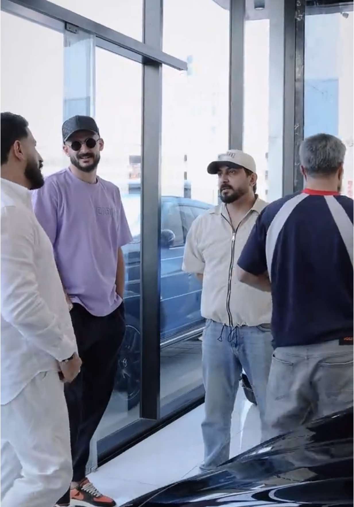 A post by @raedabufatean on TikTok caption: مشتاقين 