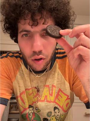 A post by @itsbennyblanco on TikTok caption: fluffy oreo