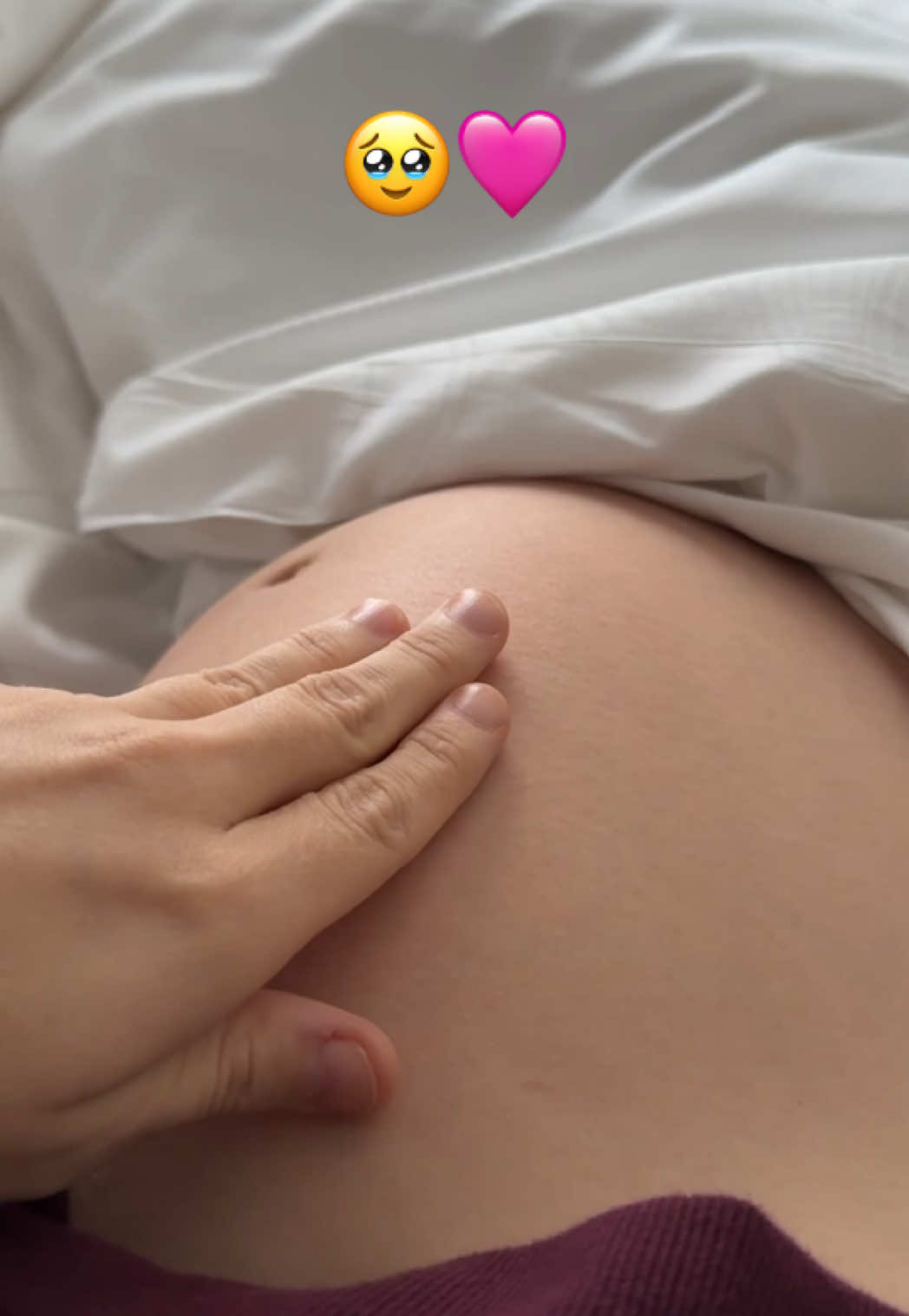 A post by @lelepons on TikTok caption: She says hi💕 