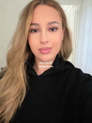A post by @mathildekst on TikTok caption: vlog spend the day with me #Vlog #vlogs #DayInMylife #dayinthelife #spendthedaywithme #75hard  #shoppinghaul #shoppingvlog #hauls @Acqua di Parma 
