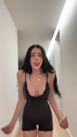 A post by @marianagrimaldii on TikTok caption: Ahora sí, bien :)