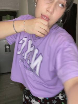 A post by @karli_1992 on TikTok caption: Buenos días por la tarde😅