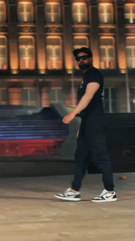 A post by @rattu.fitness on TikTok caption: 🤟🇬🇧🤟 @khushpannumusic🇪🇺🇪🇸 #karanaujla #nijjar #cheemay #rattufam #courtside #phagwara #jalandhar #chandigharh #rattufitness #uk #tiktokindia #toktokuk #england #smethwick #birmingham #birminghamuk #videoviral #bdtiktokofficial #tiktokviral 
