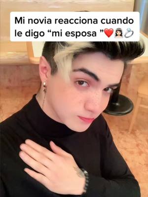 A post by @nasserferreiroo on TikTok caption: Mi novia reacciona cuando le digo mi esposa 