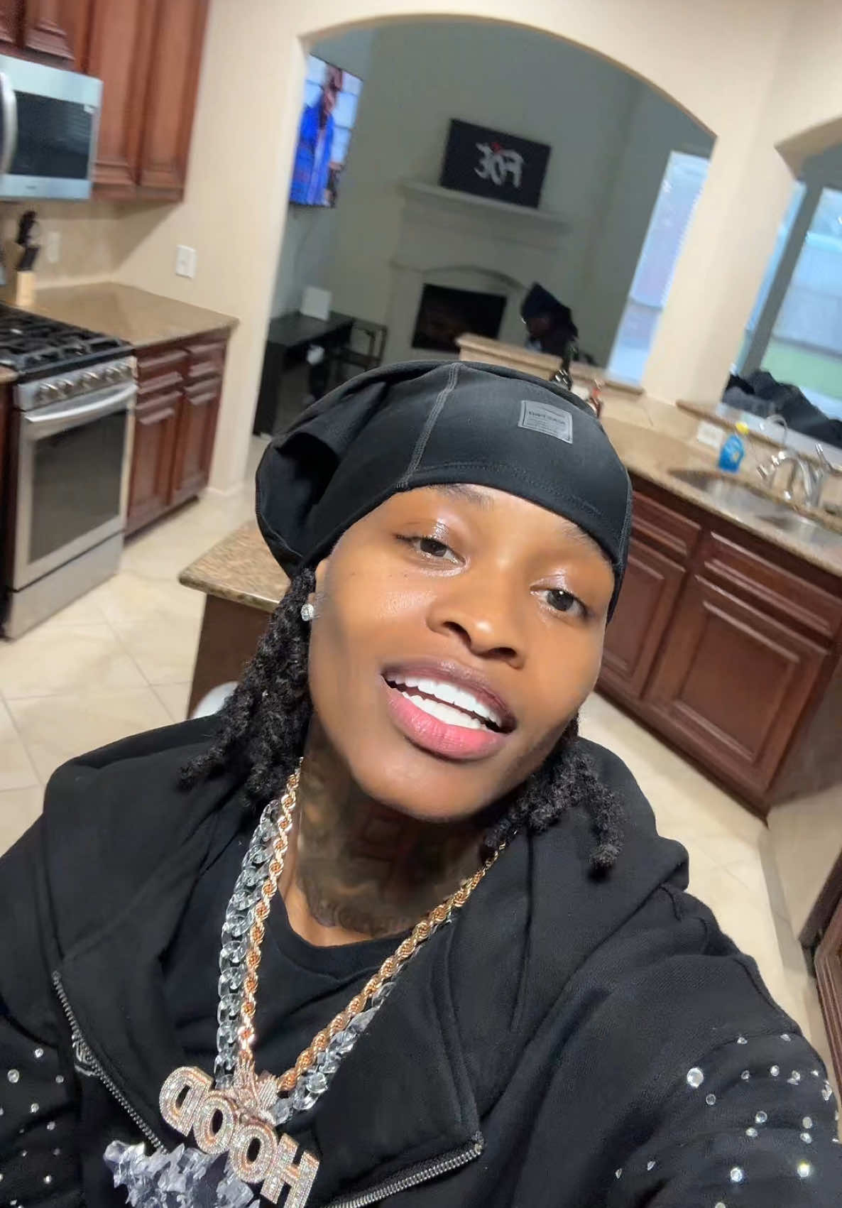 A post by @thelilperfect on TikTok caption: She like bae you ain’t getting nada🙄