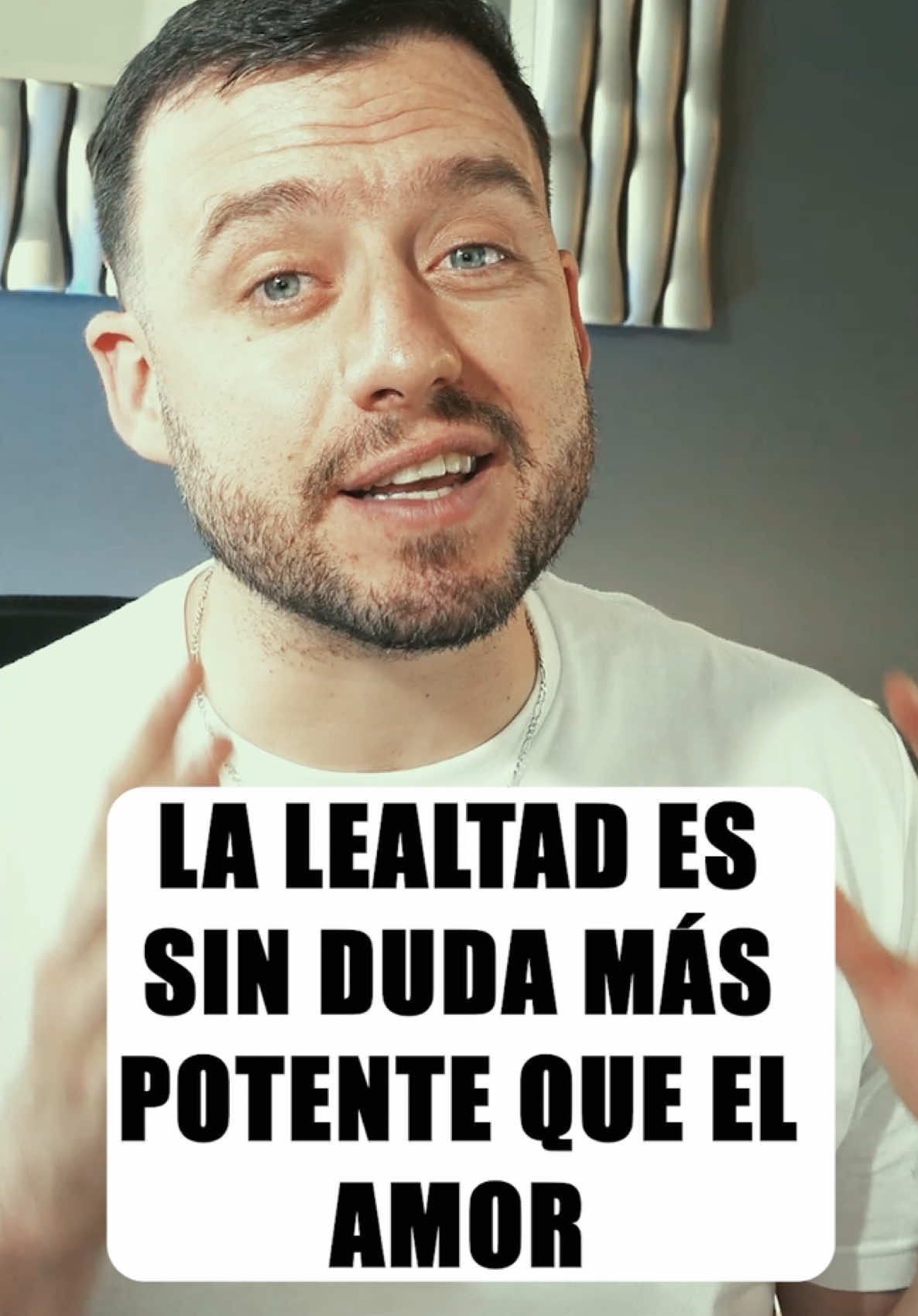 A post by @danielmanzog on TikTok caption: Lealtad> Amor #amor #amor #lealtad 
