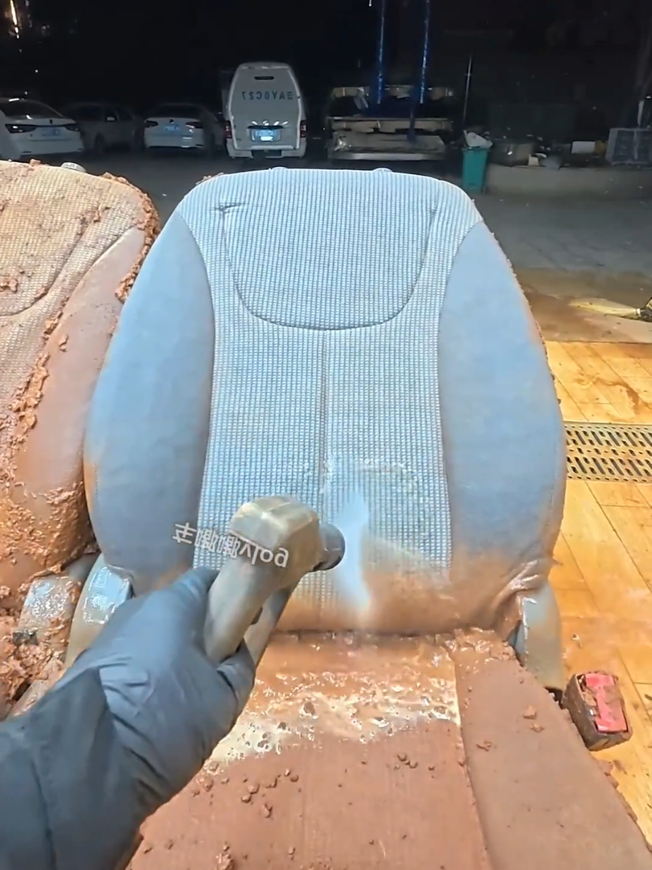 A post by @bianca2849 on TikTok caption: #CapCut #carwash #fyp #satisfying #part1 