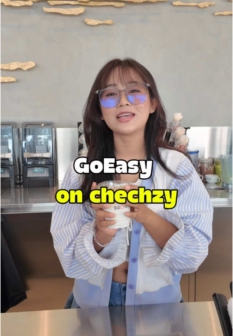 A post by @chech.zy on TikTok caption: តោះមករៀនឆុងកាហ្វេខ្លួនឯងម្តងមើល at @BROWN Coffee new campus at flatiron?!?? And new menu ???