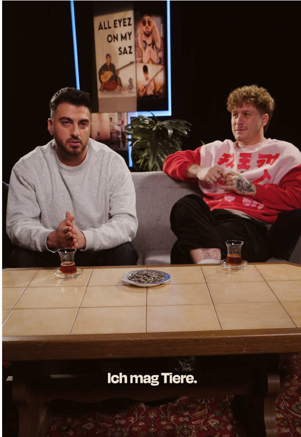 A post by @tahsims_interviewformat on TikTok caption: Diesmal zu Gast @Malte Zierden, wer sonst? #tif #tahsimsinterviewformat #maltezierden @tahsim bro 