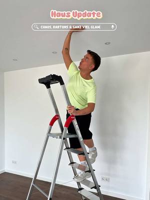 A post by @twenty4tim on TikTok caption: Antwort auf @Franzii🦋 In meinem Haus hat sich EINIGES verändert 😱 Bin so gespannt, was ihr zum aktuellen Zustand sagt 😍 #twenty4tim #umzug #haus 
