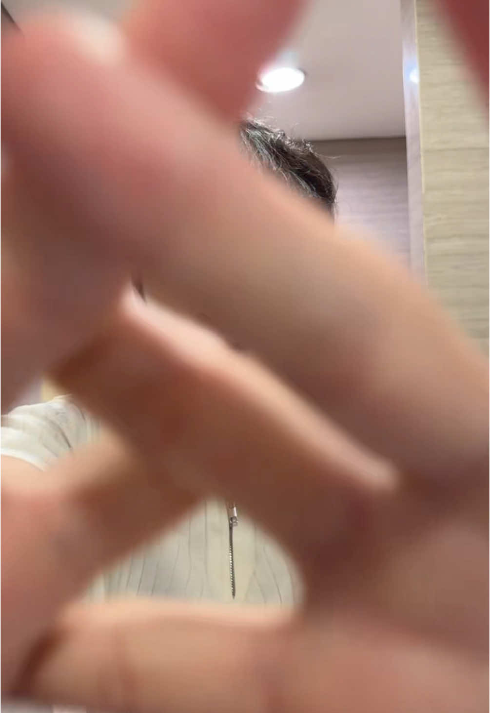 A post by @egukin0 on TikTok caption: Draft#Faminz#live 
