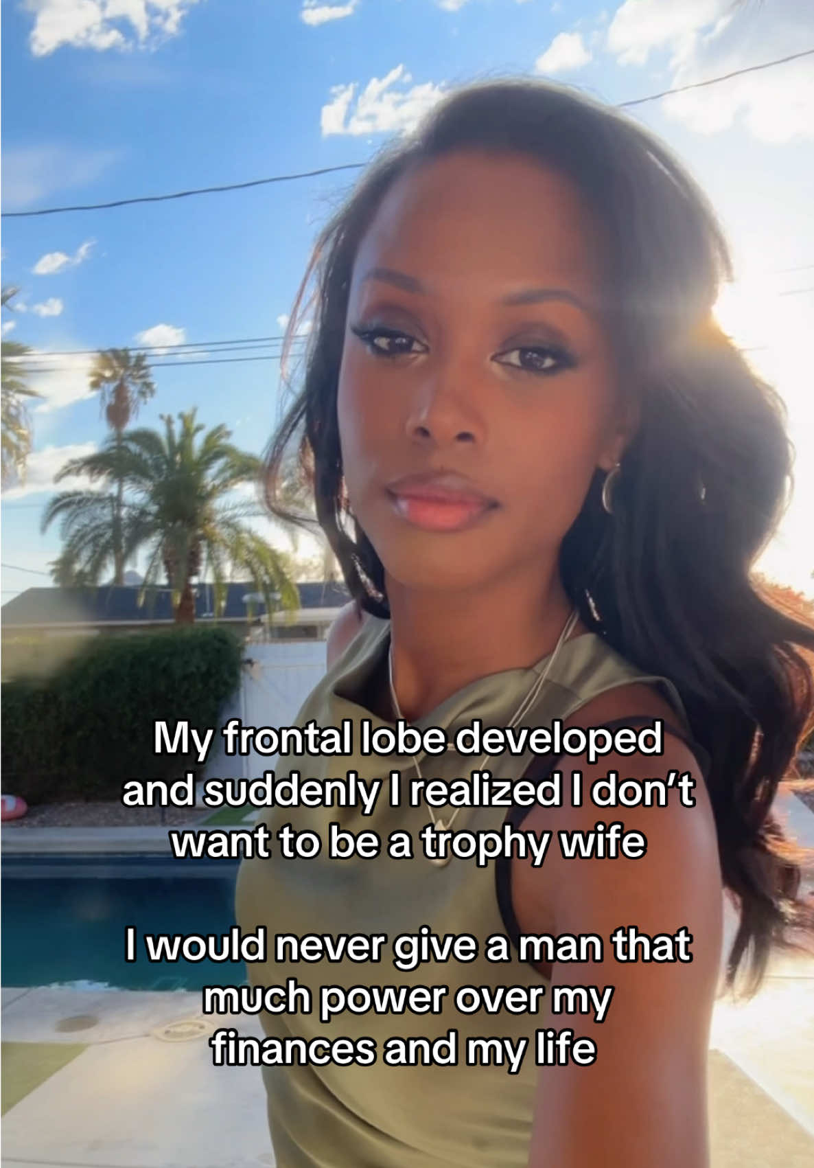 A post by @mamasolaris on TikTok caption: I’ll hustle until I have everything I want 💰❤️ #trophywife 