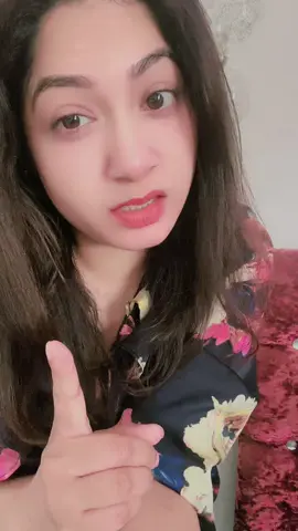 A post by @renaahmed_29 on TikTok caption: So emotional hoila cholba na😁#renaahmad #foryou #foryoupage #viralvideo #followme #unfreezemyacount #london🇬🇧 #bdtiktokofficial🇧🇩 