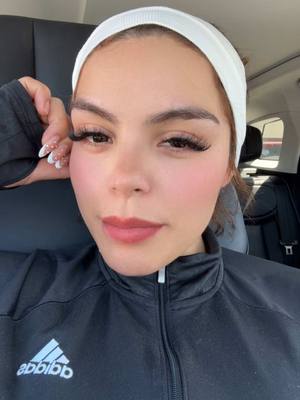 A post by @lupitacardoza4 on TikTok caption: Cuántas veces cambias tus planes y por ti, quien lo hace ? ✨💕#mujer #actitud 
