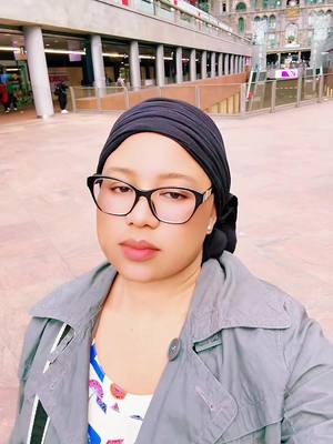 A post by @lahreinediallo on TikTok caption: #CapCut 