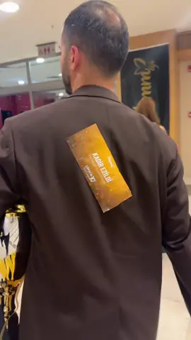 A post by @kadirezildi95 on TikTok caption: #ComproDoPequeno 