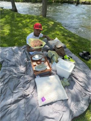 A post by @neshtreats821 on TikTok caption: When I tell yall I could’ve just broke down and cried 🥹 just simple affection, appreciation and all my favorite things ❤️ #surprise #picnicdate #dateideas 