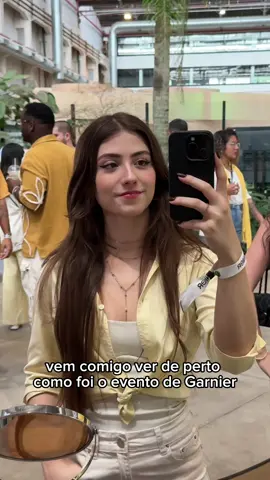 A post by @sofiaespanha on TikTok caption: vlog de um dia incrível que @garnierbrasil me proporcionou✨  consegui me divertir e ainda aprender muito sobre o hidratante queridinho do TikTok 😍💛 qual foi a parte favorita do evento na opinião de vocês? ✨ #HidraLoversGarnier #HidratanteGarnier #Publicidade