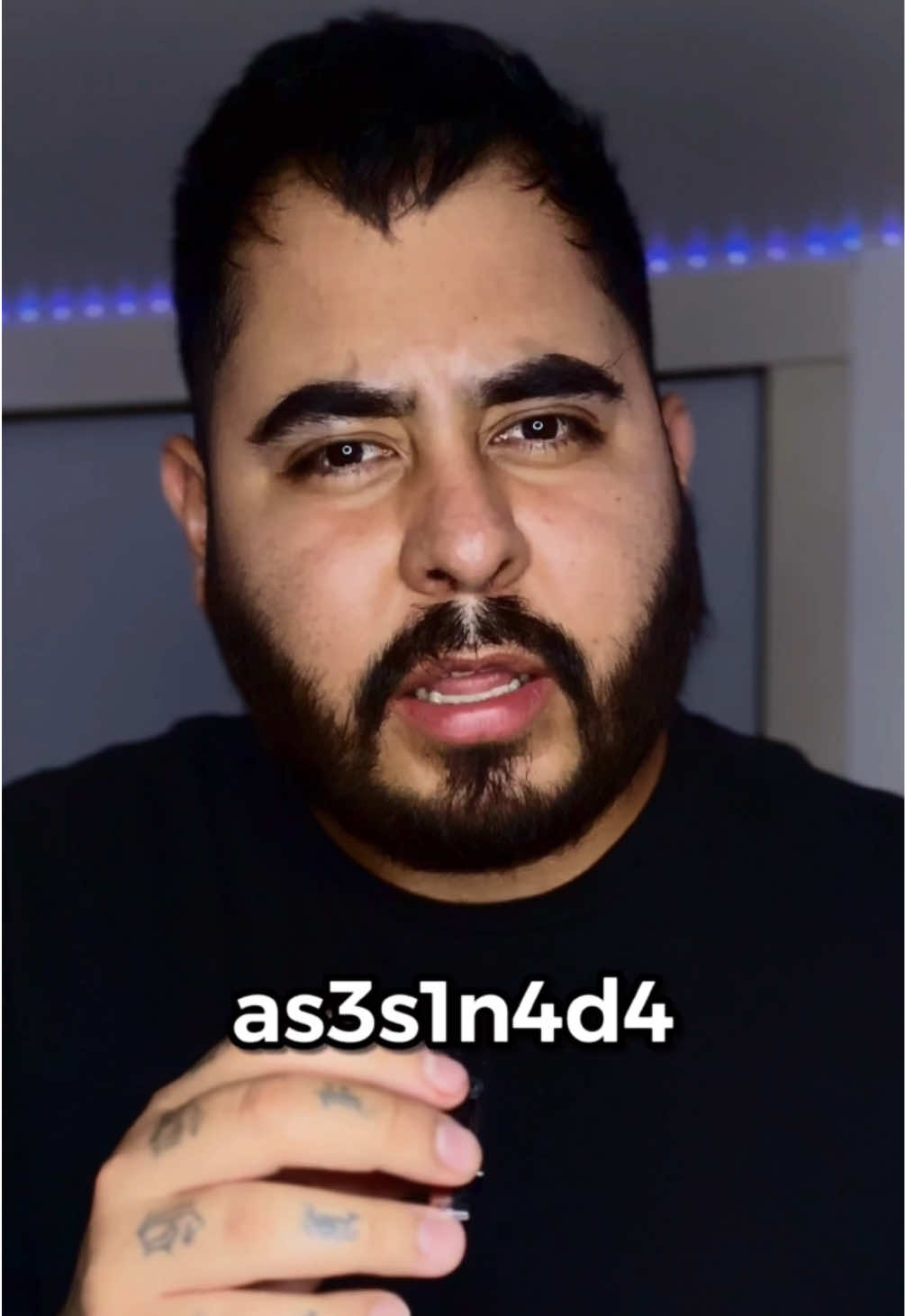 A post by @soydanielreyes on TikTok caption: EL CASO DE VALERIA MÁRQUEZ: La influencer que fue as3s1n4da EN VIVO