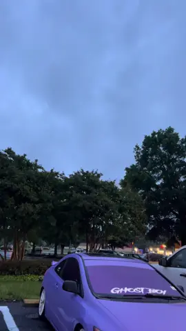 A post by @joss_rivas1 on TikTok caption: 💜💜💜 #fyppppppppppppppppppppppp #jdmlife #jdmcars #hondas #8th #si #fyp #viral #fypシ #romeo #romeosantos #carguys #purple #purpletint 