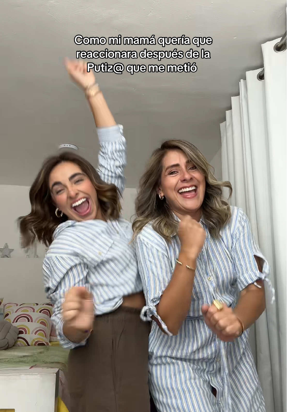 A post by @fer.fzr on TikTok caption: Felicidad después de golpearme, claro #fyp #parati #mamaehija #bffs  🙃🙃🙃🙃