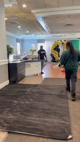 A post by @coconutcup_nyc1 on TikTok caption: Another happy client 