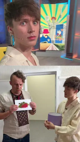 A post by @tumazarchik on TikTok caption: #англійськамова #деньвишиванки 
