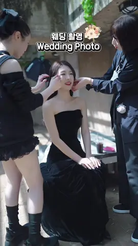 A post by @sonaworld_official on TikTok caption: Wedding Photo👰‍♀️🤵💍 / 드디어 나왔다 웨딩사진🤍 본식이 담달이라니 믿기지않아요…!!!!🙈💕 #weddingphotography #wedding #웨딩촬영 #fyp 