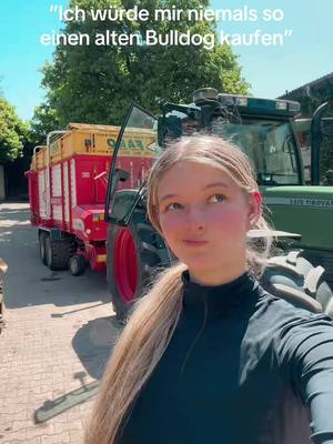 A post by @paulas_landleben on TikTok caption: 515c der erste Bulldog den ich selber gekauft habe😍 #landwirtinausleidenschaft #landwirtschaftistleidenschaft #landwirtschaftausleidenschaft #farmgirl #farmgirllife #landwirtin #landwirtschaft #fendt #fendtpower #fendtvario #fendtfahrerarmy #fendtglobal #farmgirls #fendt515c 