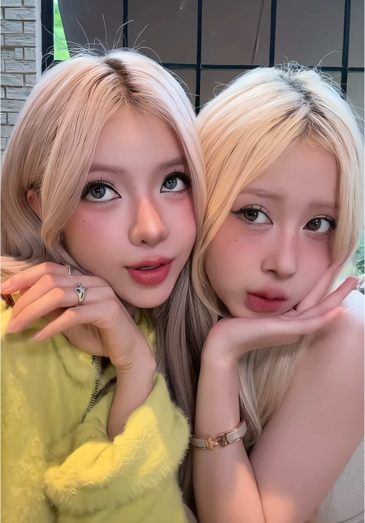 A post by @ciin on TikTok caption: Sa wa di khaaaaaa 😗 @Lê Huyền Diệu 