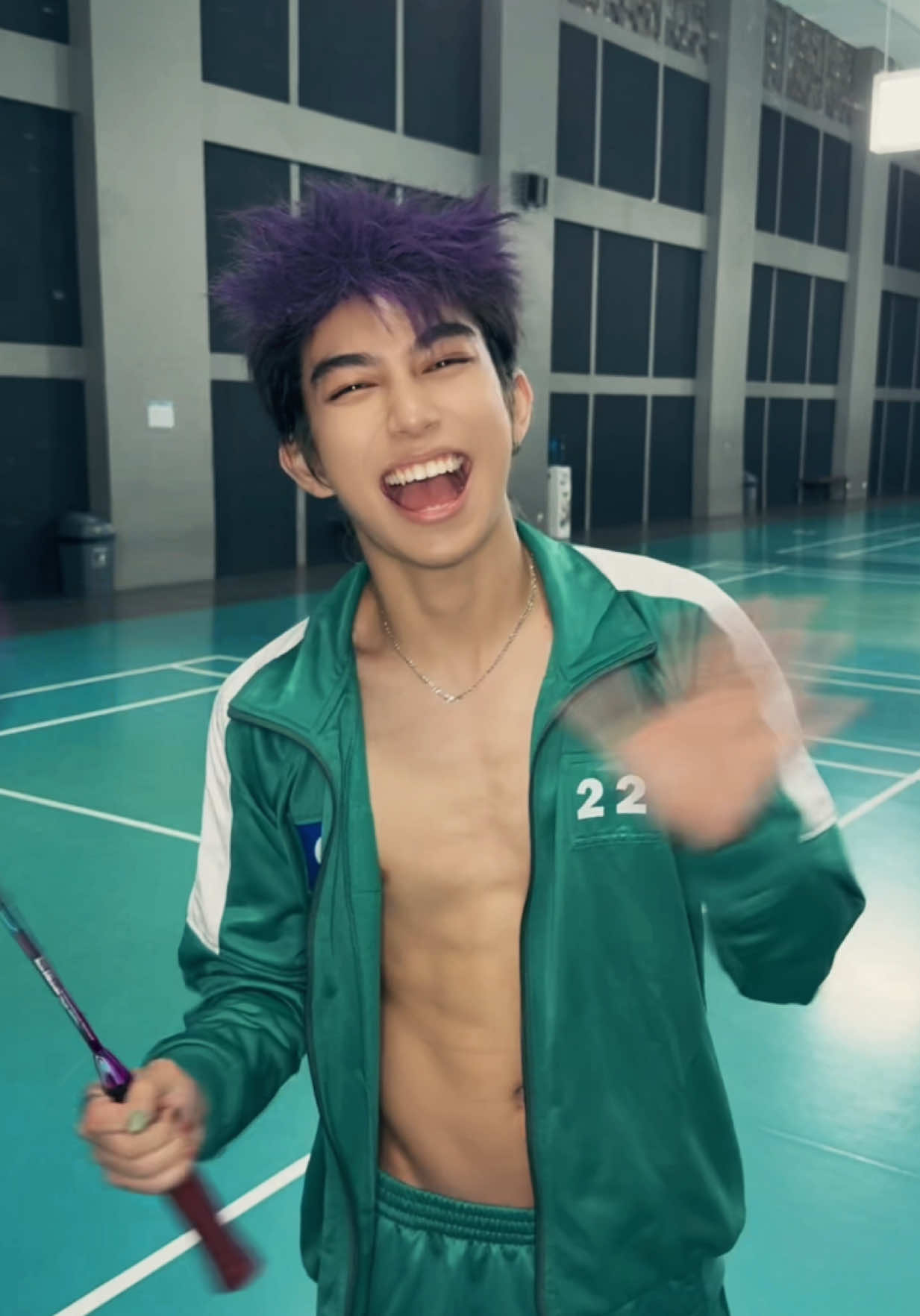 A post by @bertrandtio.18 on TikTok caption: Thanos Cosplay is back!! 💜 Sesuai request kalian yang kangen skin rambut ubi ungu iniii yaaa, btw aku ada surprise bulan depan ;)