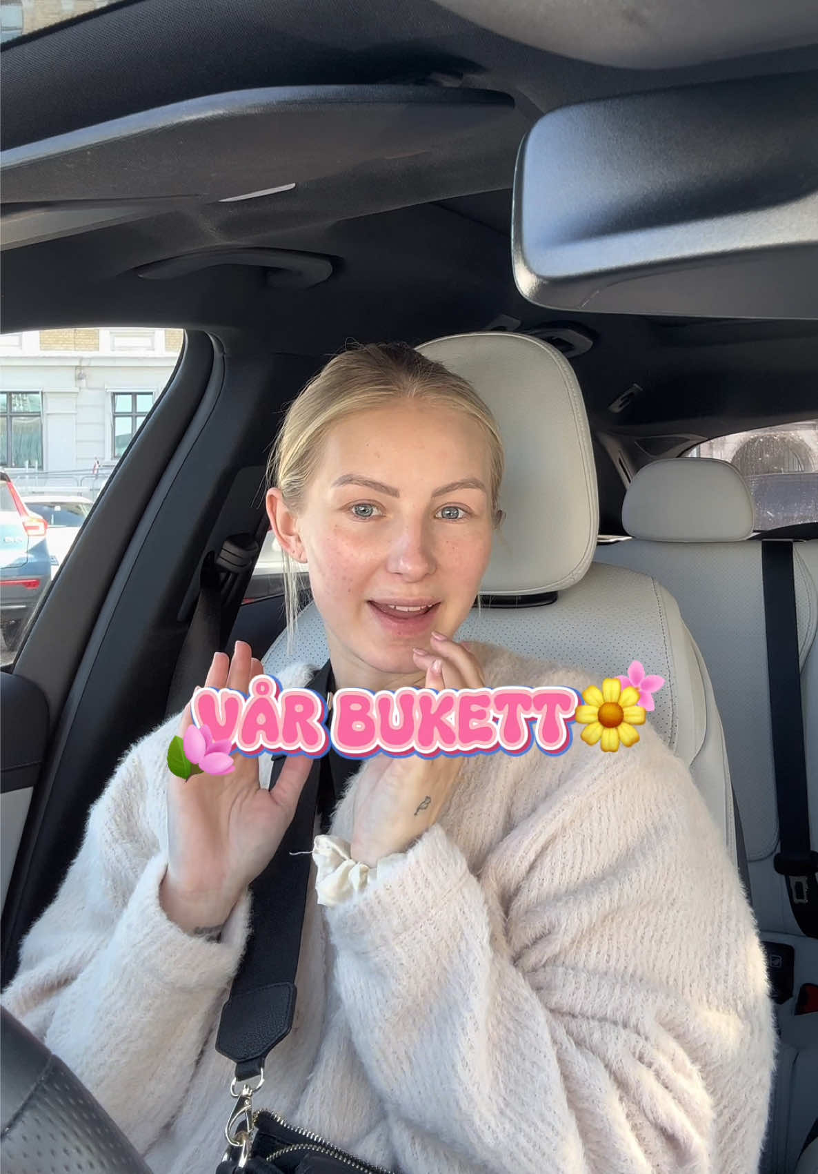 A post by @nattid on TikTok caption: Reklam | Va med mig när jag fixar min magiska vårbukett hos @DECO flowers 🌼🌷ni kan även beställa blommor , gå in på deras hemsidan för att kolla in mer 🌷💕